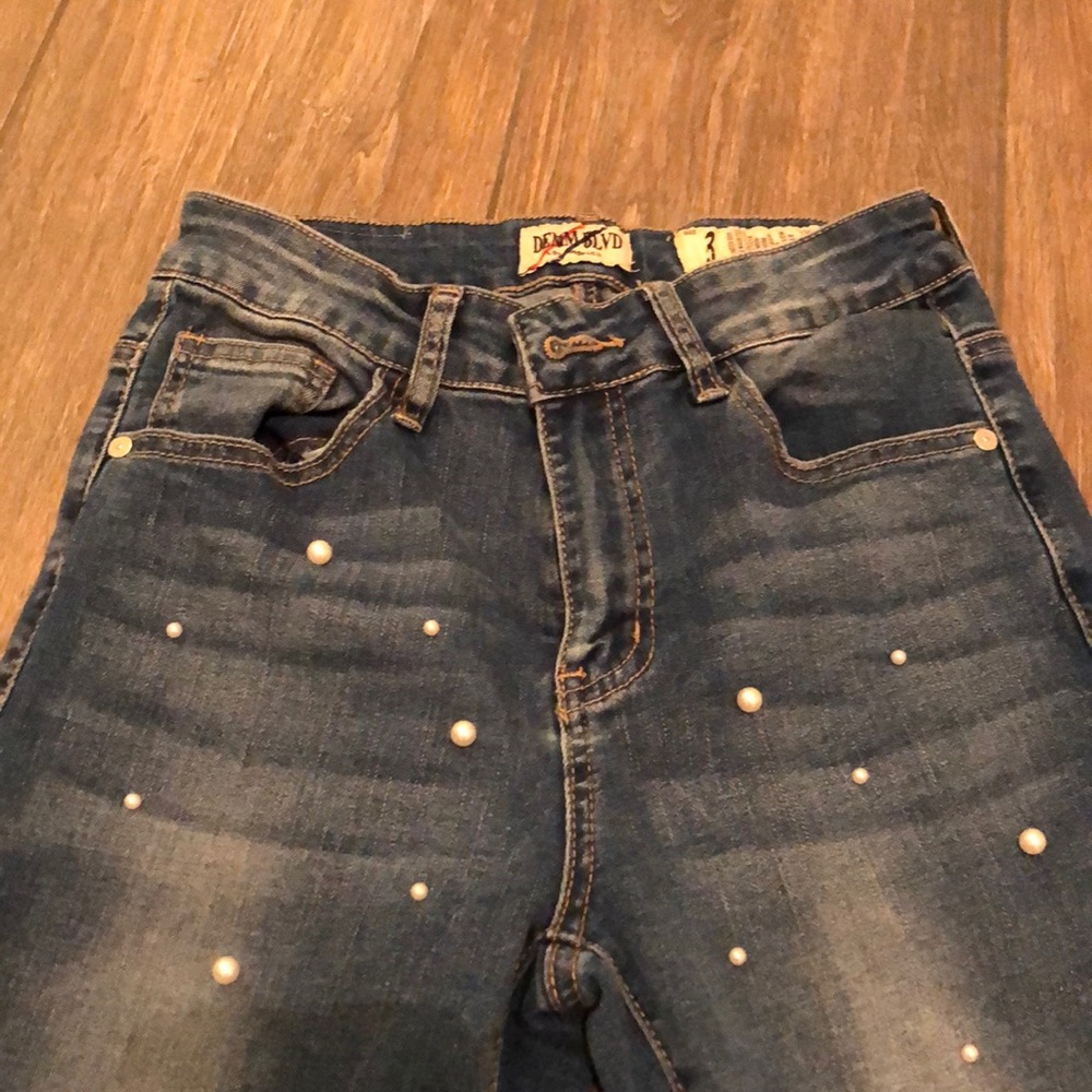Beautiful denim jeans with pearls